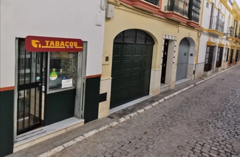 Estanco Pérez Zayas, Marchena 9