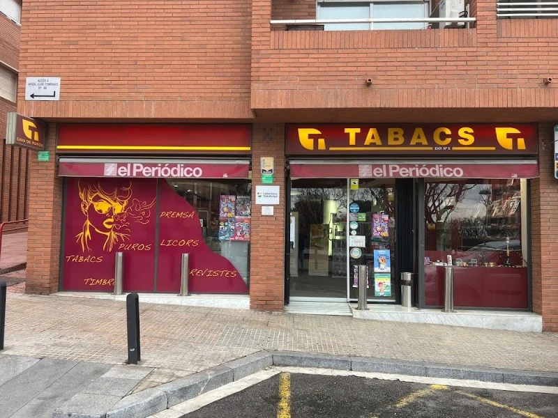 Estanco con cava de puros