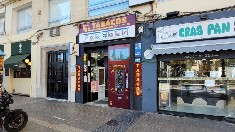 Estanco Pegaso, tienda official Reseller IQOS Iluma Valencia. Loterias y Apuestas del Estado