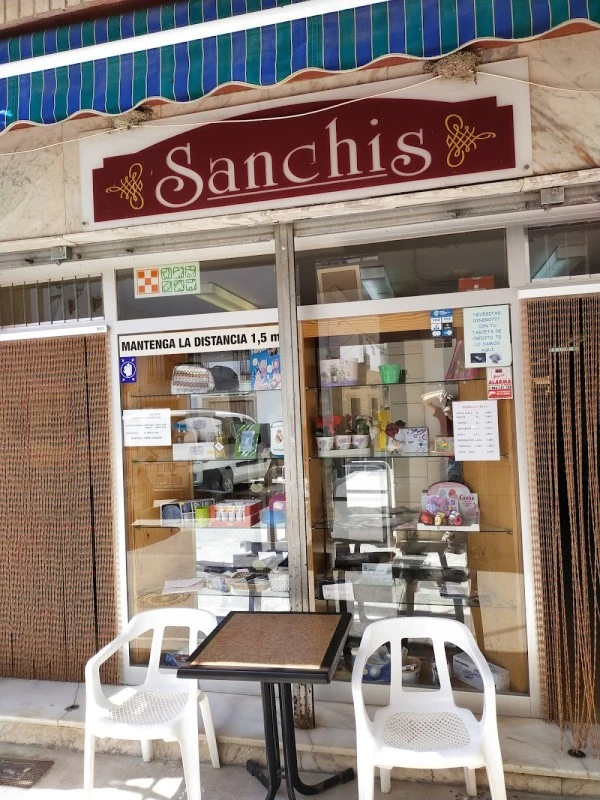 Autoservicios Estanco Sanchís( Araceli Sempere Fernández)
