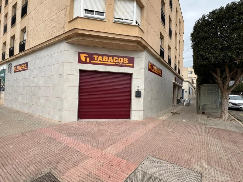 Estanco El Ejido 8 - calle Murgis y Avda. de la Luz
