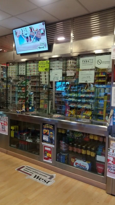 ESTANCO LEGANÉS 16. TABACOS, TIMBRE Y MÁS