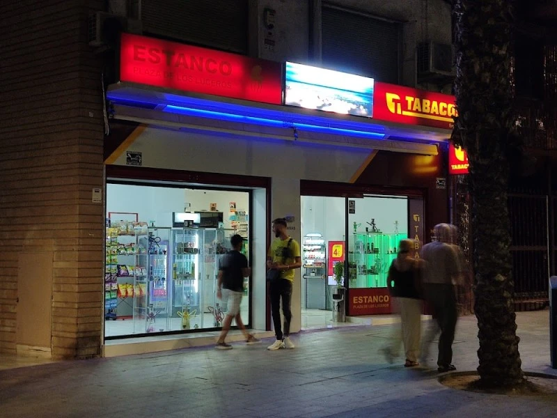 Estanco Plaza de los Luceros