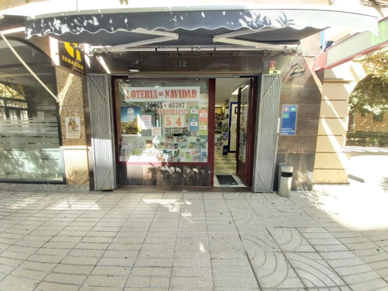 Estanco Santa Marina 12.Loterias.