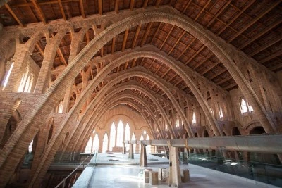 Bodega Modernista - Catedral del Vino