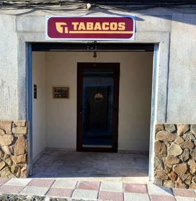 Estanco y tienda de alimentación carmen