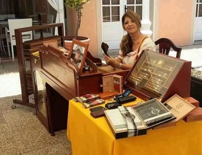 La Patrona Puros