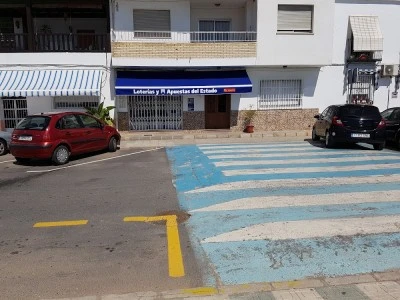 Expendeduria Número 1