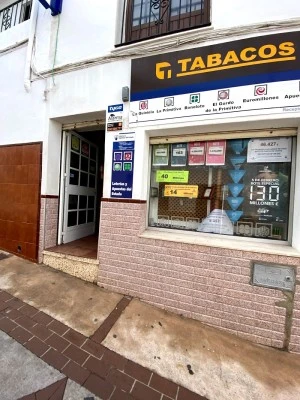 Estanco de Benaoján y Administracion mixta de Loterias y Apuestas del Estado