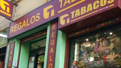 Estanco y Regalos Ferrocarril 19