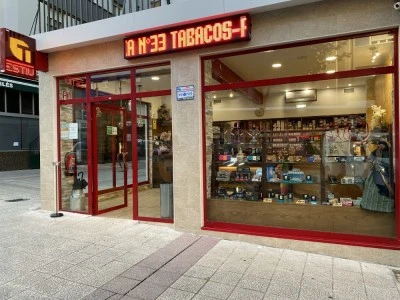 Estanco Avilés Número 33