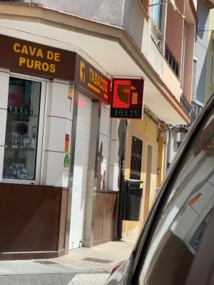 Expendeduria Número 7