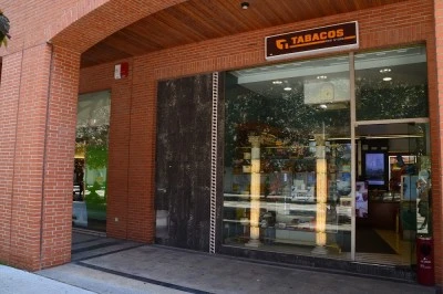 Estanco Pamplona- Mendebaldea Nº26 | Tienda iQOS