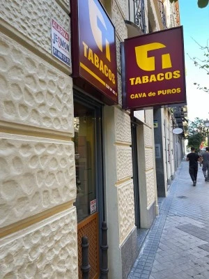 Estanco Número 683 - IQOS OFFICIAL RESELLER - CAVA DE PUROS