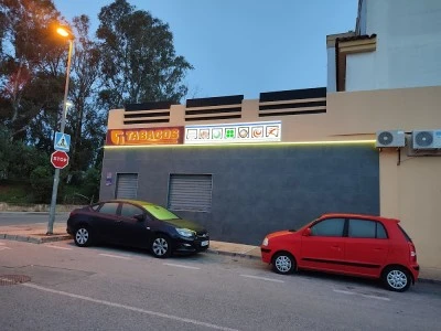 ESTANCO Avd Valencia El Gato con Gafas
