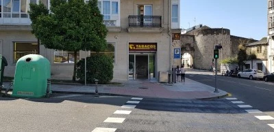 Estanco N°10 Mártires de Carral N°6 esquina San Roque