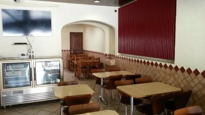Bar, restaurant i estanc, Ca l'Enric