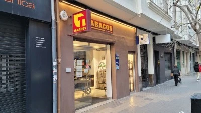 Estanco-Loterías Joaquín Costa 44 Valencia. IQOS OFFICIAL RESELLER PREMIUM